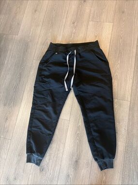 FIGS Black Jogger Scrub Pants Size Medium Petite